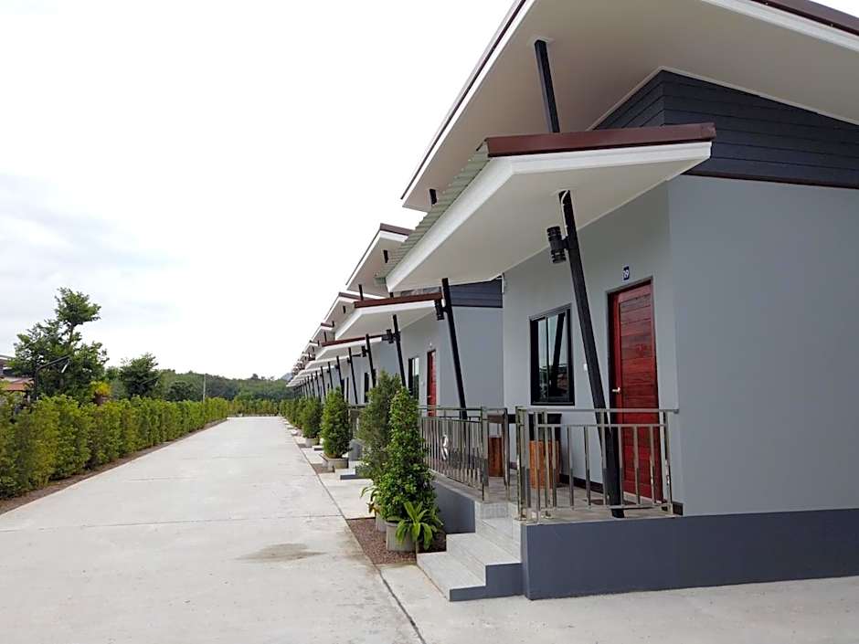 เดอะเบสรีสอร์ทพัทลุง