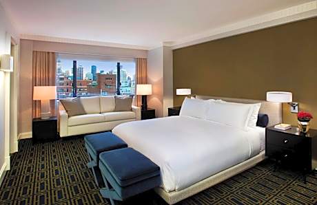 Classic 1970's 2-Bedroom Apartment Suite