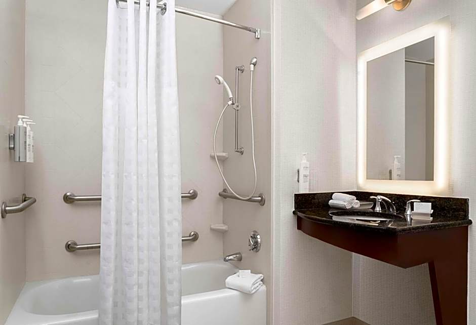 Homewood Suites By Hilton Cambridge-Arlington