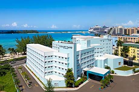 Courtyard by Marriott Nassau Downtown/Junkanoo Beach