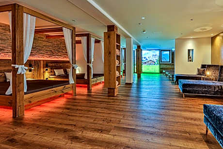 Alpenhotel Fischer - Adults Only