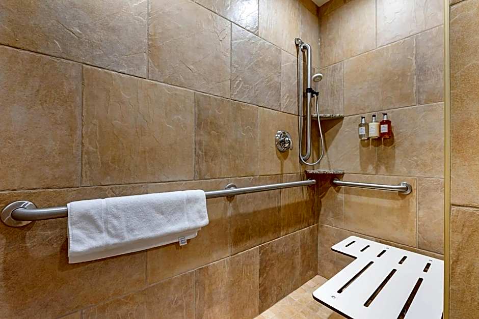 Lift Bridge Lodge, an Ascend Collection Hotel