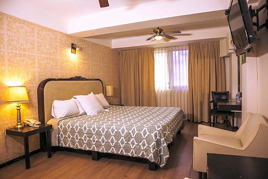 Hotel Clara Luna