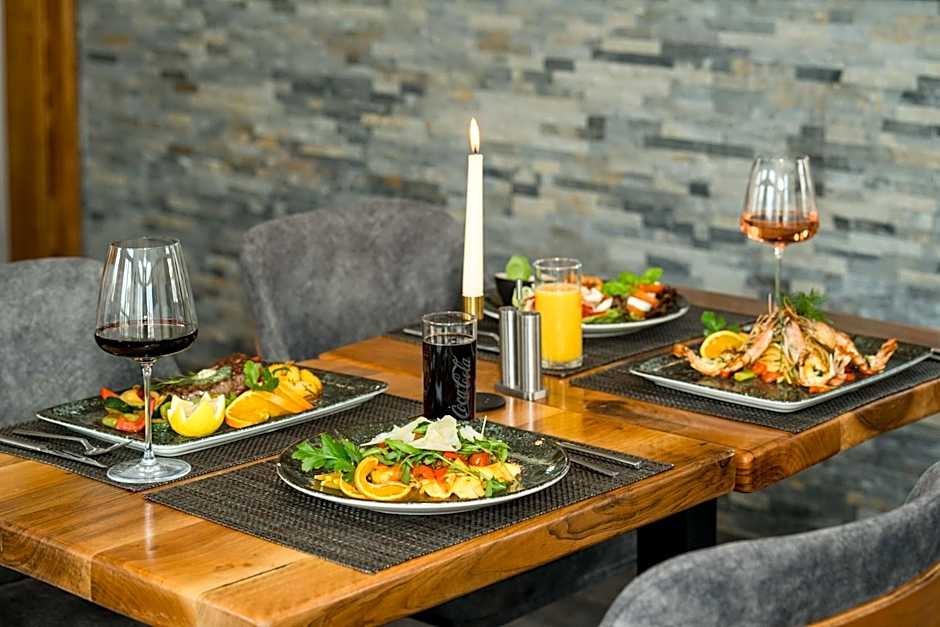 Roca Restaurant und Hotel