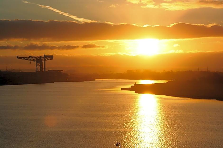 Golden Jubilee Conference Hotel