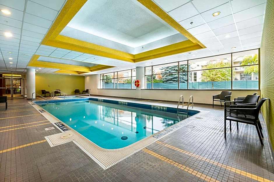 Allure Hotel & Conference Centre