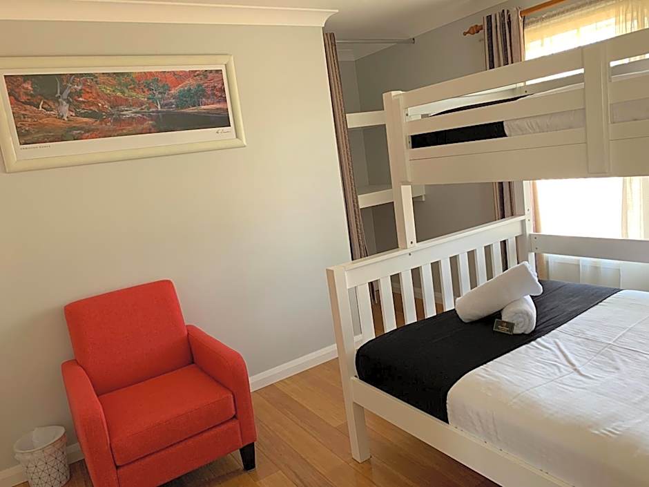 Branxton House Motel