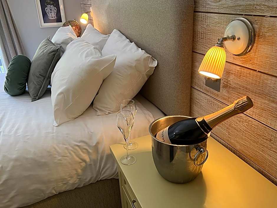 New Flying Horse Inn