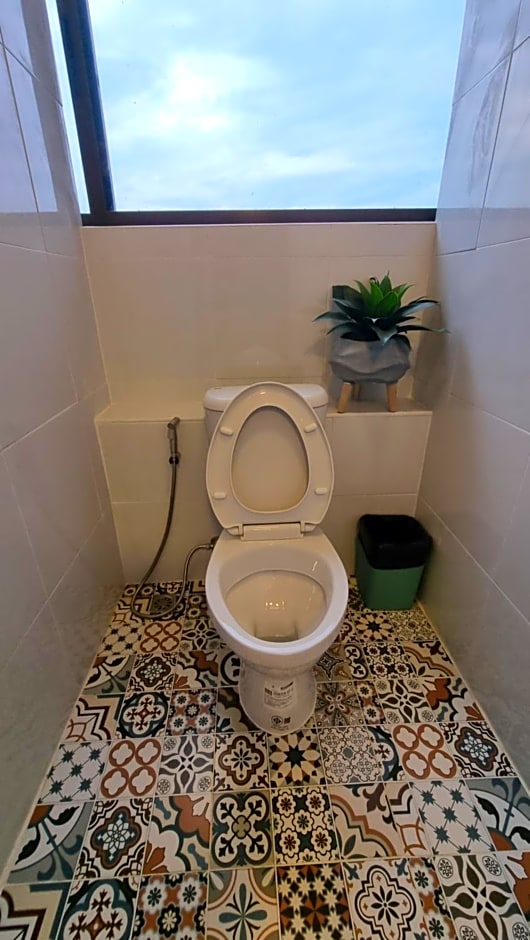 Glur Hostel Pattaya Walking Street