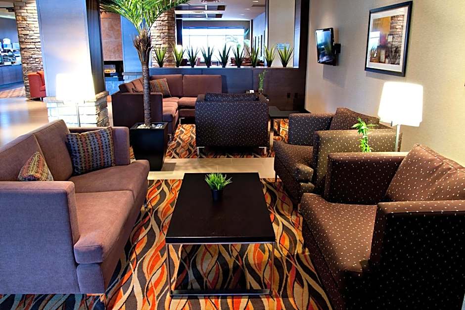 Holiday Inn Express Pembroke By IHG