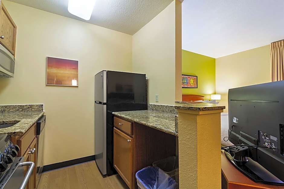 Extended Stay America Suites - Norfolk - Virginia Beach