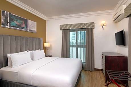 1 Bedroom Junior Suite, 1 King