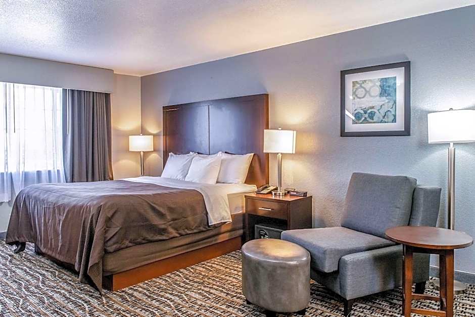 Clarion Hotel By Humboldt Bay