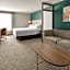 Holiday Inn & Suites Columbia Northeast By IHG