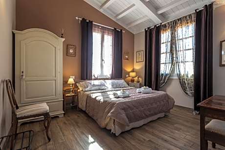 Double Room with Pool View