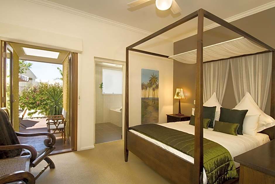 Plantation House At Whitecliffs