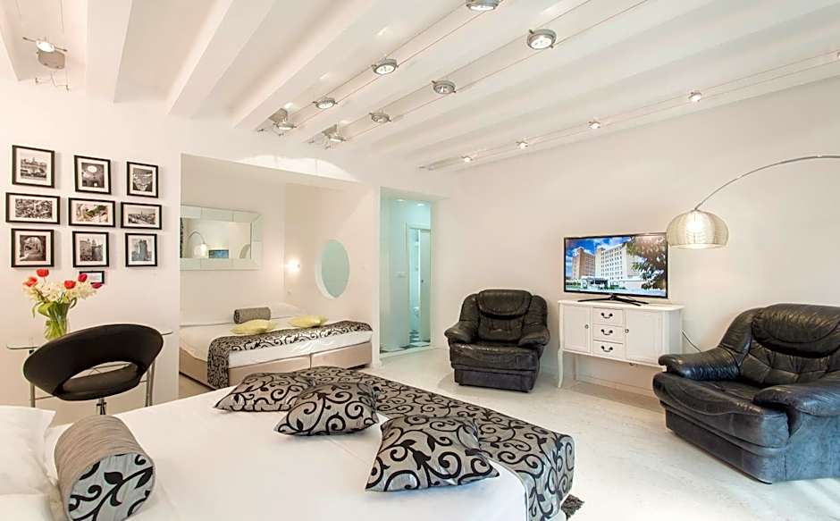 Royal Suites