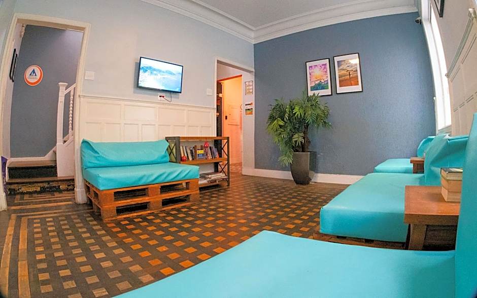 Mango Tree Ipanema Hostel