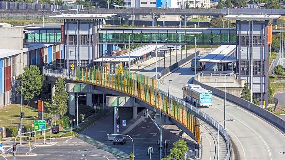 Oaks Brisbane Woolloongabba Suites