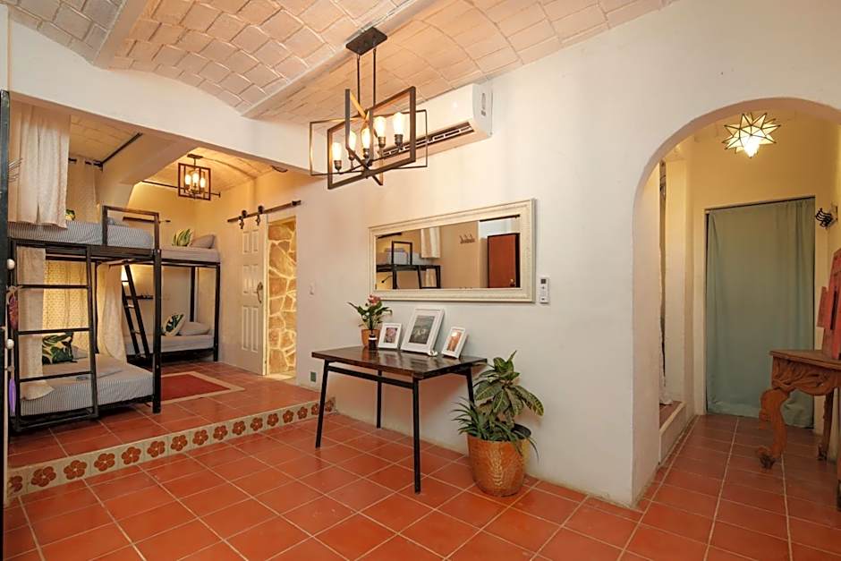 My Sisters House - Female only