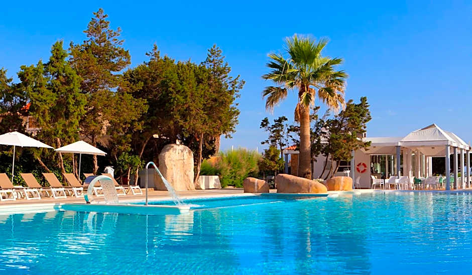 Marvell Club Hotel & Apartments