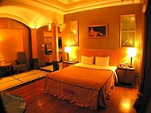 Changsing Business Motel