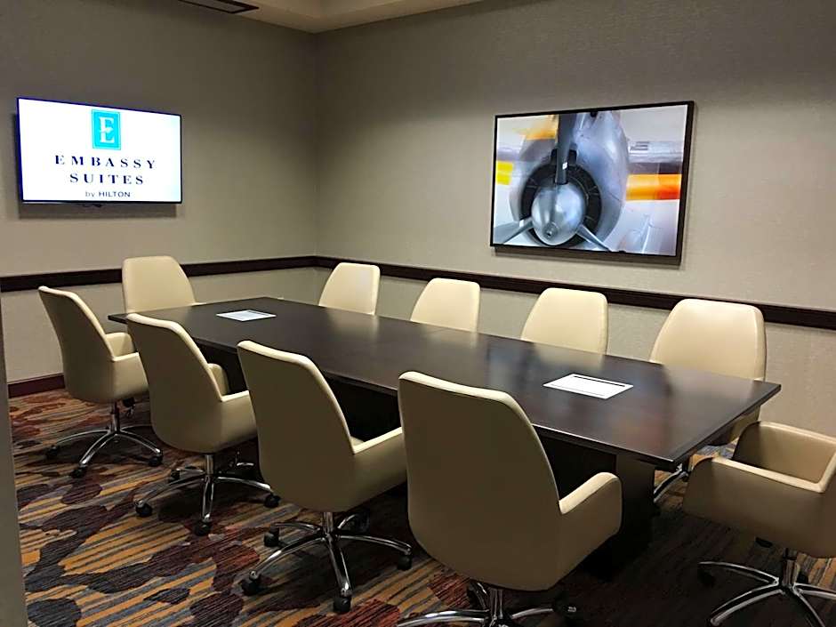 Embassy Suites by Hilton Seattle North Lynnwood