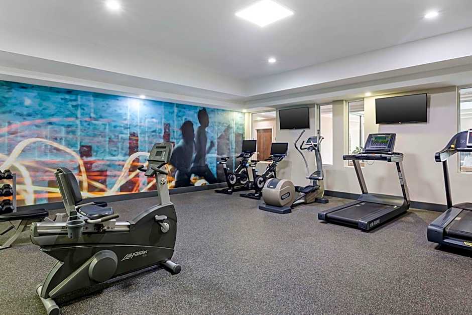 Best Western Plus North Shore Hotel
