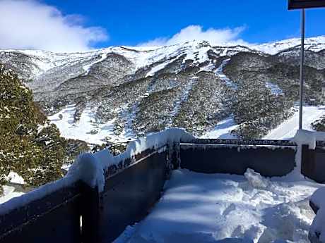 Winterhaus Lodge Thredbo Village