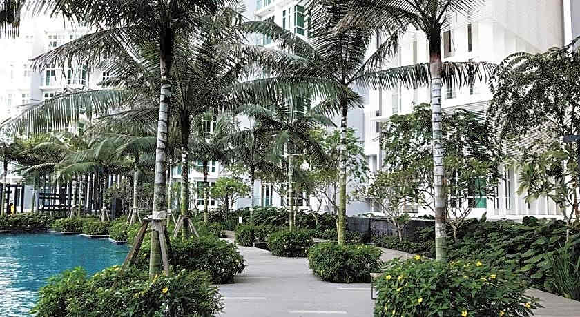 Holi 1Medini Suites Legoland