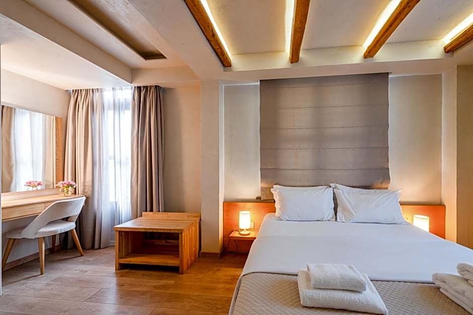 Panellinion Luxury Rooms