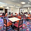 La Quinta Inn & Suites by Wyndham Schertz