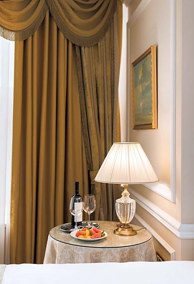 Nobil Luxury Boutique Hotel