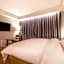 Hotel the Hill