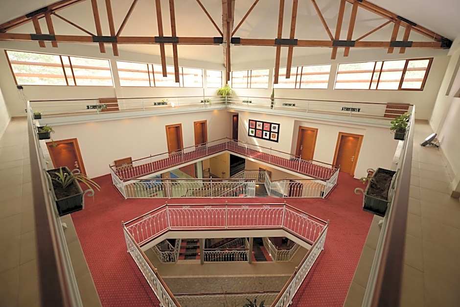 Kopala Tskneti Hotel