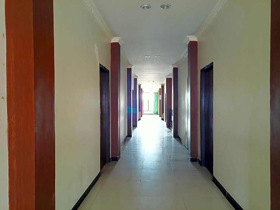 Hotel O Tri Homestay