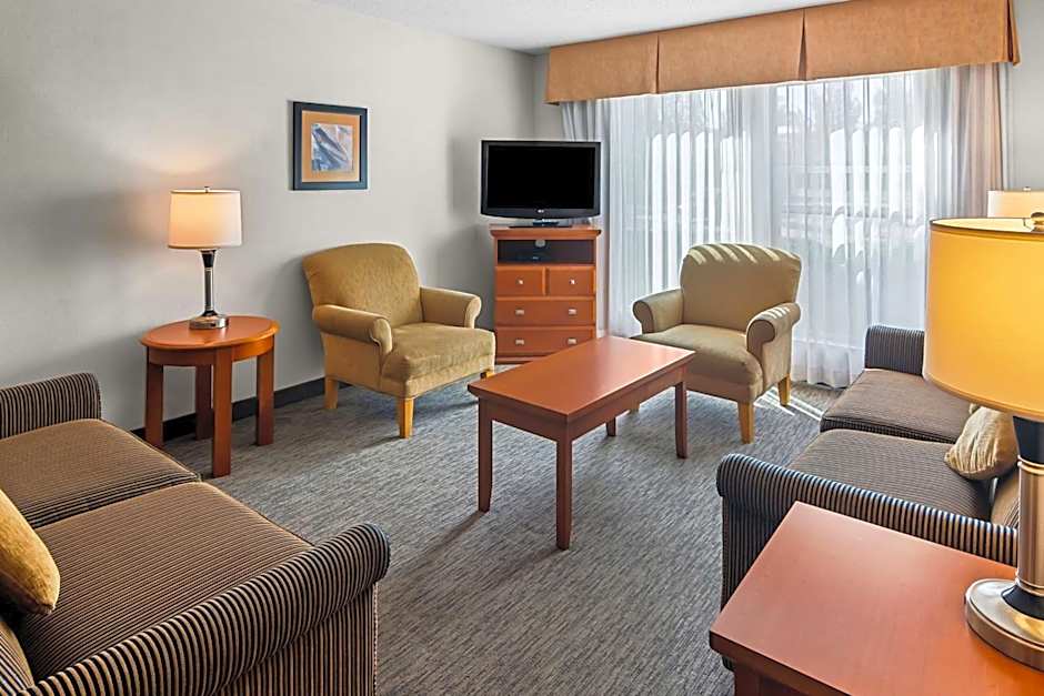 Best Western Plus Langley Inn