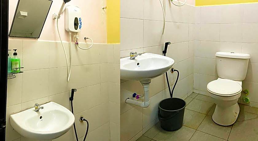 Hostel Black88 Airport Transit - Self Check in