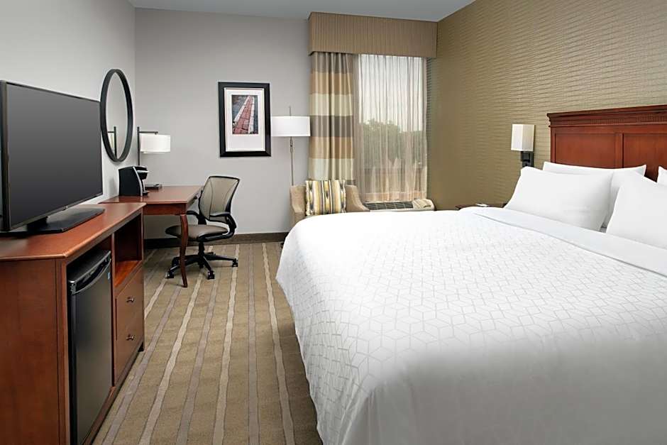 Holiday Inn Express Boston North-Woburn By IHG