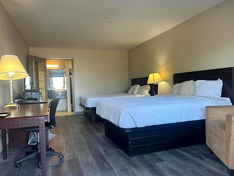 Travelodge by Wyndham Natchitoches
