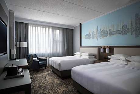Room with One King Bed and One Queen Bed
