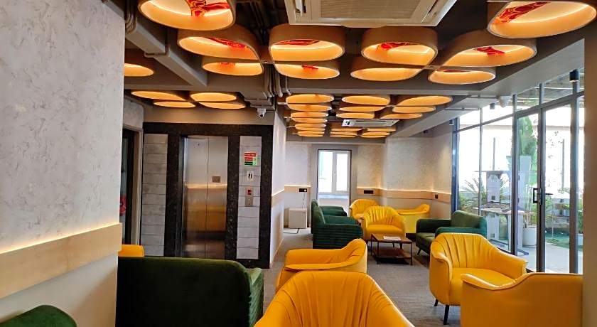 Hotel Sifat International