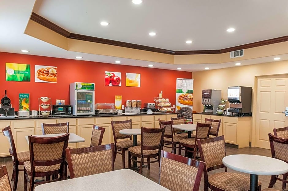 Quality Inn & Suites Houma