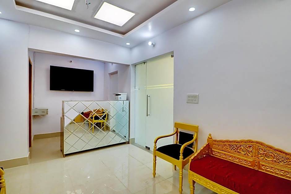 Hotel O Palace At Seventy Two Near Iskcon Temple Noida