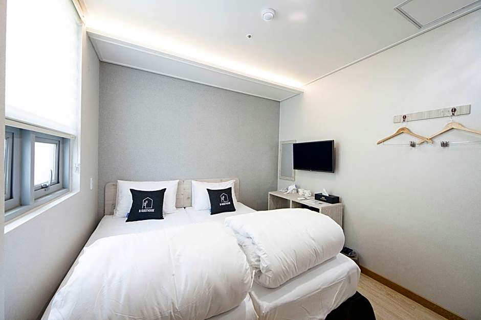 K-GUESTHOUSE Premium Nampo 1