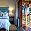Hilton Bush Lodge & Function Venue