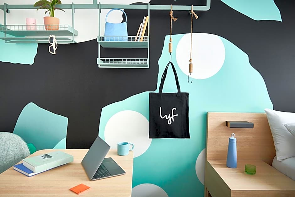 Lyf Collingwood Melbourne