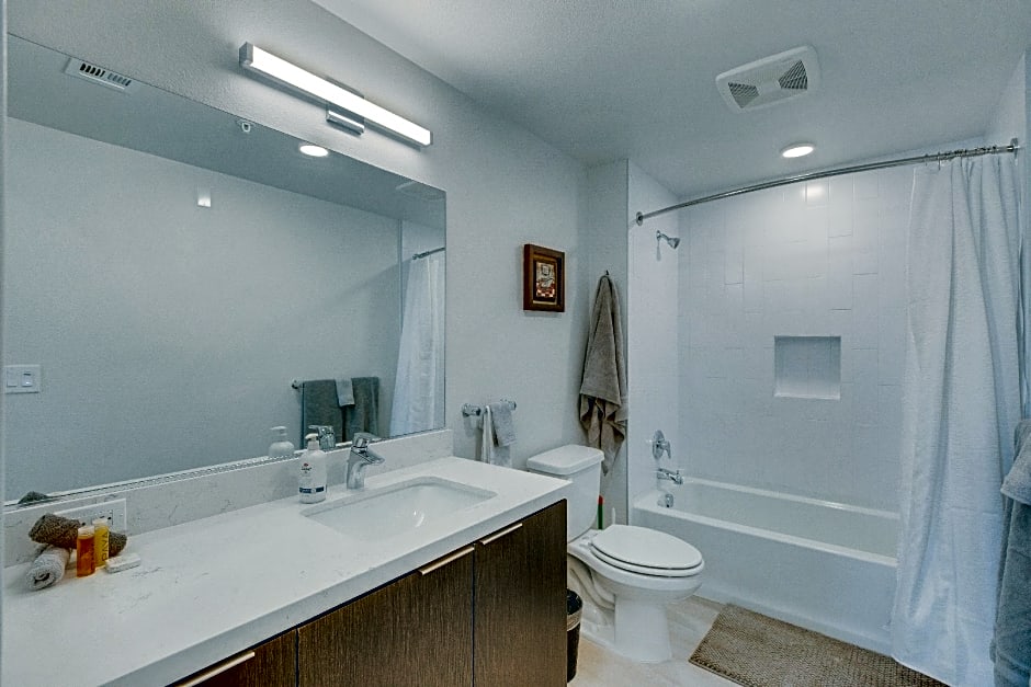 SuitesRUs Apart Hotel near Dodgers Stadium