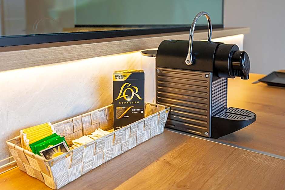 Pathos SeaSide Suites