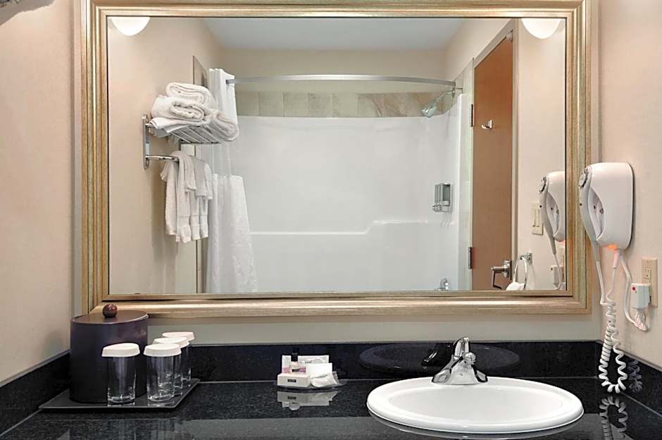 Canalta Hotel Tisdale